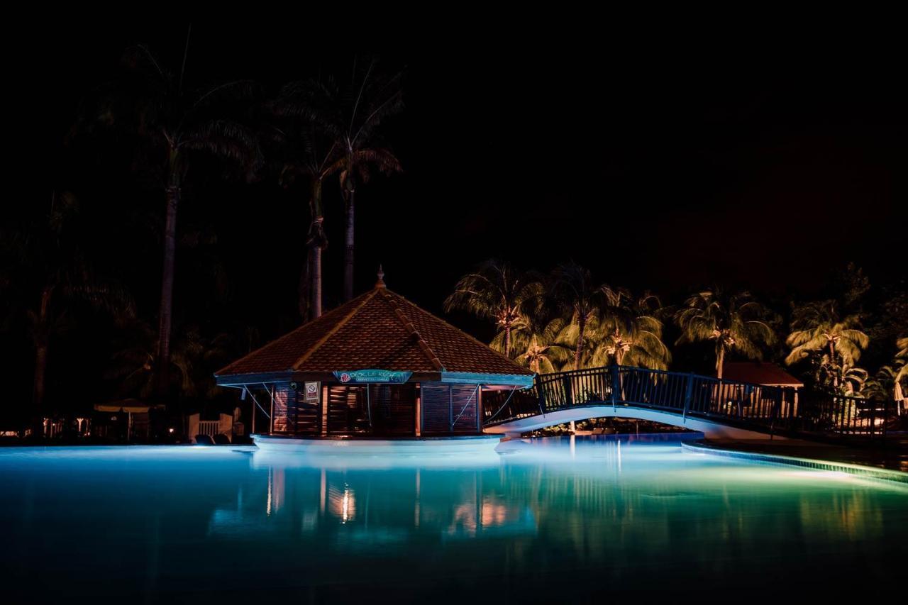 Au Beau Village Studio Avec Piscine Magnifique Sainte-Luce Exterior photo